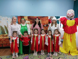 С Масленицей всех, ура! С Масленицей всех, ура!.